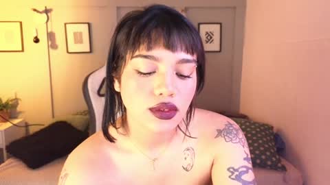 Snapshot of _abigaill_1 chatting on 12-05-24, 07:16 abigaill online show from 12-05-24, 07:16