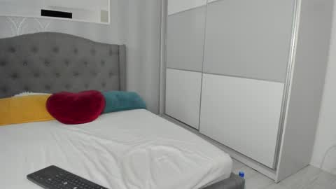 Adelle online show from 04-03-26, 11:41