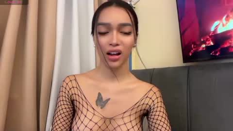 Snapshot of _agatha69_ chatting on 06-18-26, 02:56 agatha online show from 06-18-26, 02:56