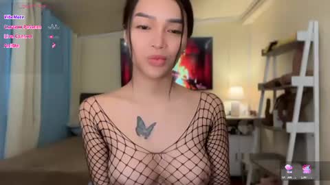 Snapshot of _agatha69_ chatting on 07-15-26, 02:28 agatha online show from 07-15-26, 02:28
