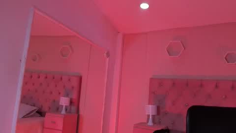 Agatha online show from 03-06-26, 10:50