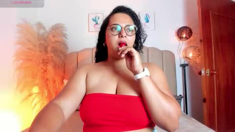 _aithanaa_ online show from 09-13-25, 07:02