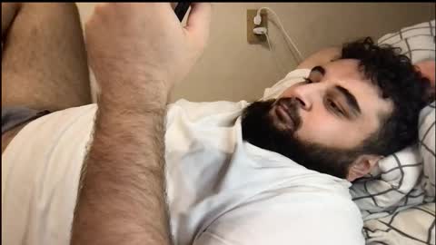 Snapshot of _alan_bear_ chatting on 10-10-25, 08:57 Alan online show from 10-10-25, 08:57