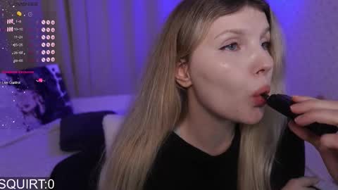 Snapshot of _aleksa chatting on 11-20-25, 06:51 Alexa online show from 11-20-25, 06:51