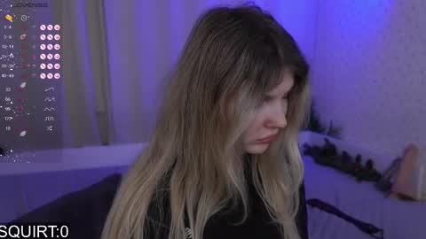 Snapshot of _aleksa chatting on 12-20-25, 06:42 Alexa online show from 12-20-25, 06:42