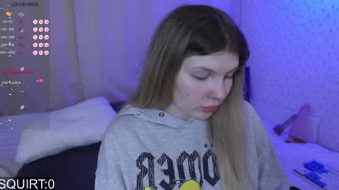 Snapshot of _aleksa chatting on 01-12-26, 06:07 Alexa online show from 01-12-26, 06:07