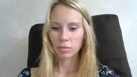 Snapshot of _alex1819 chatting on 09-21-25, 11:01 _alex1819 online show from 09-21-25, 11:01