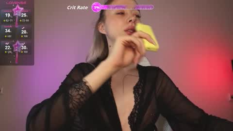 Snapshot of _alexa_gold_ chatting on 12-19-25, 08:10 _alexa_gold_ online show from 12-19-25, 08:10