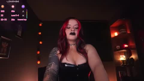 Snapshot of _alice_d chatting on 10-22-25, 07:13 Miss Alice My internet sucks these days see you soon online show from 10-22-25, 07:13