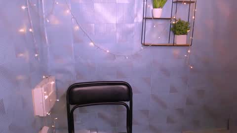 Alice online show from 01-06-25, 04:34