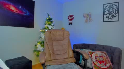 Alice online show from 12-21-24, 11:44