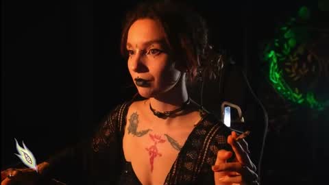 Snapshot of _alicemorrison_ chatting on 10-22-25, 07:02 Alice Morrison Mistress Datura online show from 10-22-25, 07:02