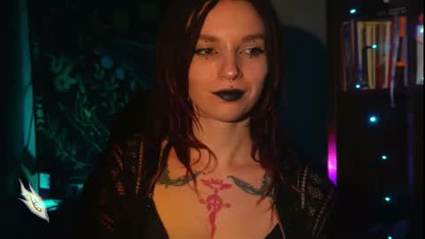 Snapshot of _alicemorrison_ chatting on 12-20-25, 06:59 Alice Morrison Mistress Datura online show from 12-20-25, 06:59