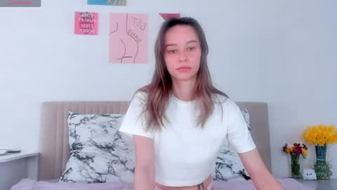 Snapshot of _alissaa_ chatting on 04-04-26, 07:50 Alice online show from 04-04-26, 07:50