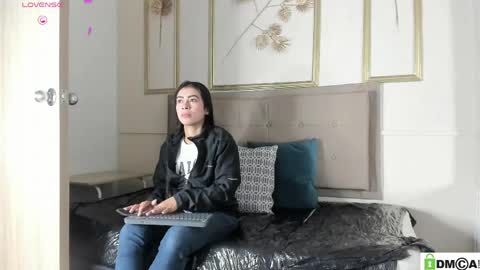 Snapshot of _alisson_foxx chatting on 05-11-26, 12:22 alisson online show from 05-11-26, 12:22