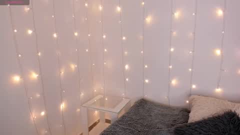 Snapshot of _allisongomez chatting on 09-14-25, 11:04 _allisongomez online show from 09-14-25, 11:04