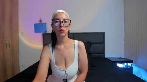 AMANDA online show from 05-29-26, 06:50
