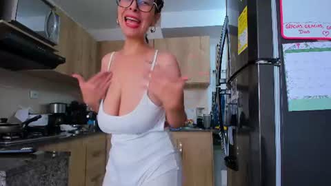 AMANDA online show from 07-15-26, 07:52