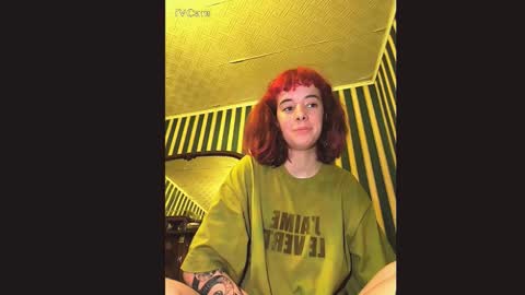 Snapshot of _amber_doll_ chatting on 11-26-25, 12:33 Amber online show from 11-26-25, 12:33