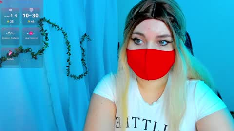 Snapshot of _amymoss chatting on 01-20-25, 11:35 Amy NO NUDE MODEL online show from 01-20-25, 11:35