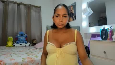 Analia online show from 05-08-26, 12:38