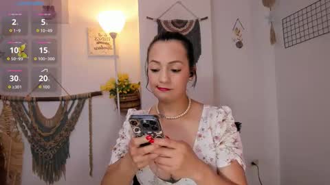 Snapshot of _anaruiz chatting on 01-06-26, 09:29 Ana Ruiz online show from 01-06-26, 09:29