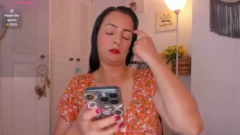 Ana Ruiz online show from 06-15-26, 05:37