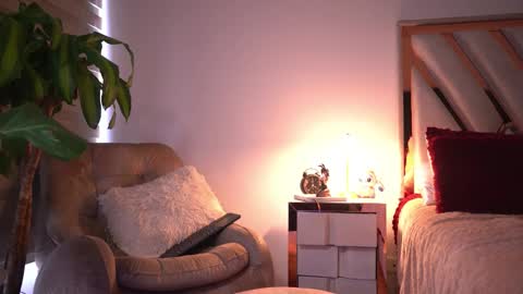 Snapshot of _andyy__ chatting on 11-16-25, 08:58 Andy online show from 11-16-25, 08:58