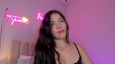 Snapshot of _angela_x chatting on 01-18-25, 05:48 ngela online show from 01-18-25, 05:48