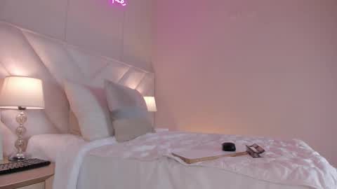 Snapshot of _angela_x chatting on 02-28-26, 11:11 ngela online show from 02-28-26, 11:11