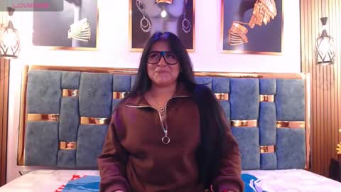 Angela  online show from 05-01-26, 11:26