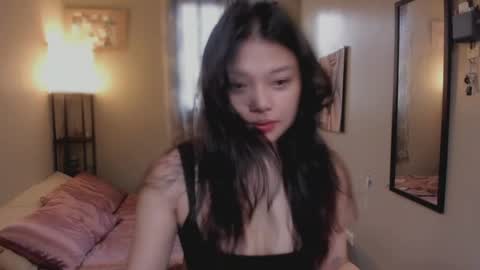 annie . online show from 05-22-26, 03:35