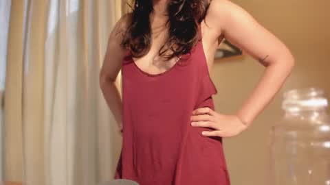 annie . online show from 07-19-26, 05:00