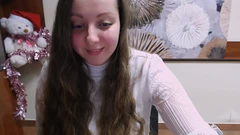 Snapshot of _annabelle_lee chatting on 12-18-24, 08:20 Anna online show from 12-18-24, 08:20