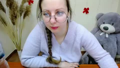 Snapshot of _annabelle_lee chatting on 12-26-24, 07:24 Anna online show from 12-26-24, 07:24