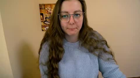 Snapshot of _annabelle_lee chatting on 02-12-25, 07:44 Anna online show from 02-12-25, 07:44