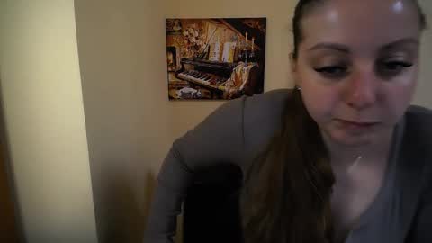 Snapshot of _annabelle_lee chatting on 10-21-25, 06:14 Anna online show from 10-21-25, 06:14