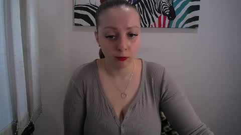 Snapshot of _annabelle_lee chatting on 10-23-25, 07:29 Anna online show from 10-23-25, 07:29