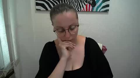 Anna online show from 07-07-26, 07:23