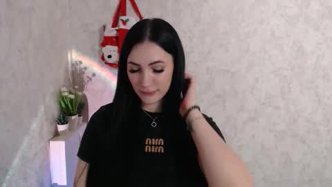 Snapshot of _annacutes chatting on 12-21-25, 05:36 Anna online show from 12-21-25, 05:36