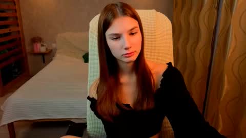 Snapshot of _annahoney_ chatting on 11-28-25, 12:57 Ana online show from 11-28-25, 12:57