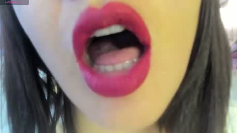 antonia online show from 06-13-26, 04:49