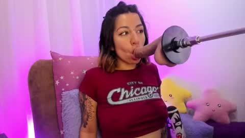 Snapshot of _antonella_dreams chatting on 12-15-25, 12:09 _antonella_dreams online show from 12-15-25, 12:09