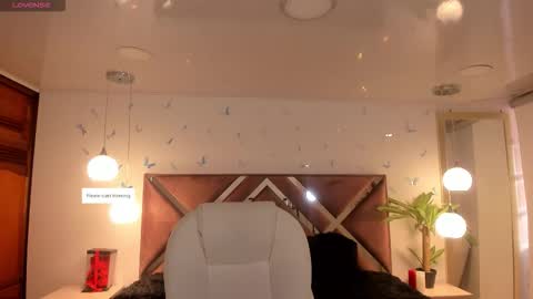 antonnela online show from 09-20-25, 01:34