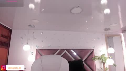 antonnela online show from 11-24-25, 03:45