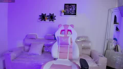    online show from 04-25-26, 12:19