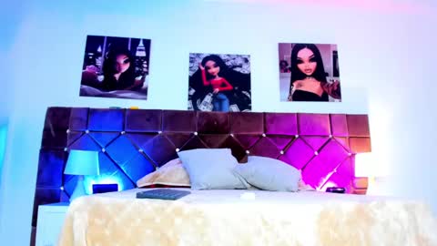 Snapshot of _ariana_lopez_ chatting on 02-12-25, 12:22 Ariana online show from 02-12-25, 12:22