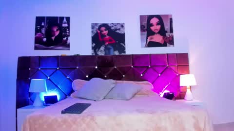 Snapshot of _ariana_lopez_ chatting on 02-13-25, 12:21 Ariana online show from 02-13-25, 12:21