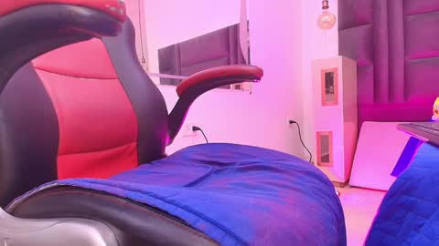 Snapshot of _arle_ chatting on 01-12-25, 02:52 Arlet online show from 01-12-25, 02:52