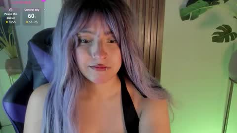 Snapshot of _artemish__ chatting on 02-25-26, 12:59 online show from 02-25-26, 12:59